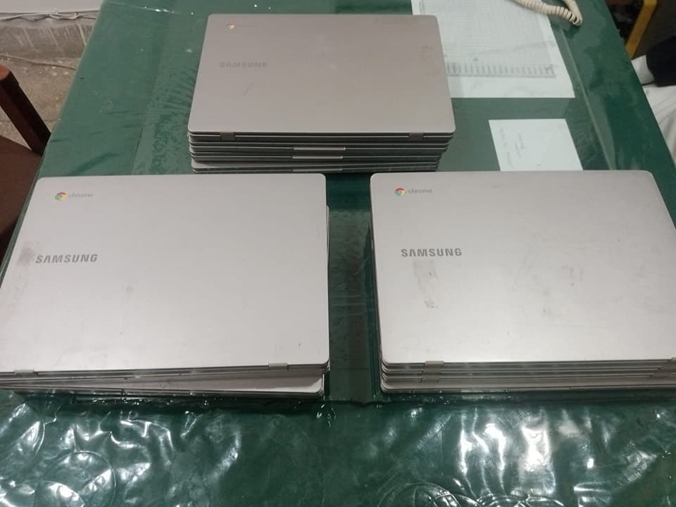 Chromebooks Distributed to FDE Students – A Leap Towards Digital Empowerment Under the 75 Coding
